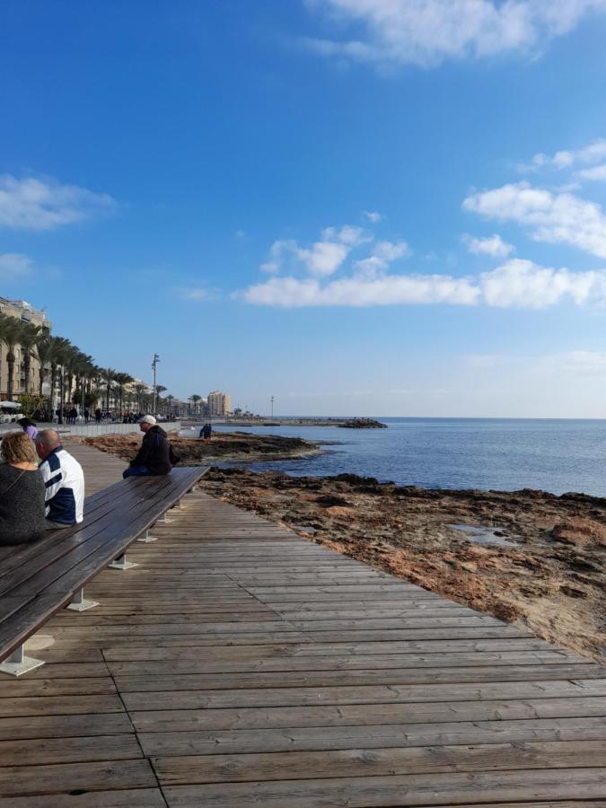 Appartement La Casita Roca à Torrevieja Extérieur photo